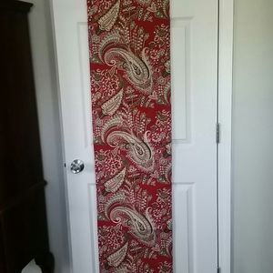 Cynthia Rowley Table Runner